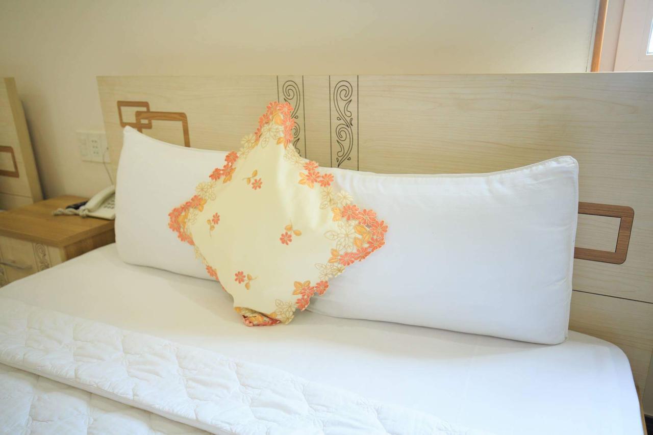 Jiny Tran Hotel Duong Dong  Exterior photo