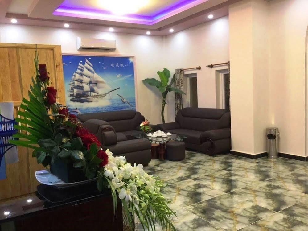 Jiny Tran Hotel Duong Dong  Exterior photo